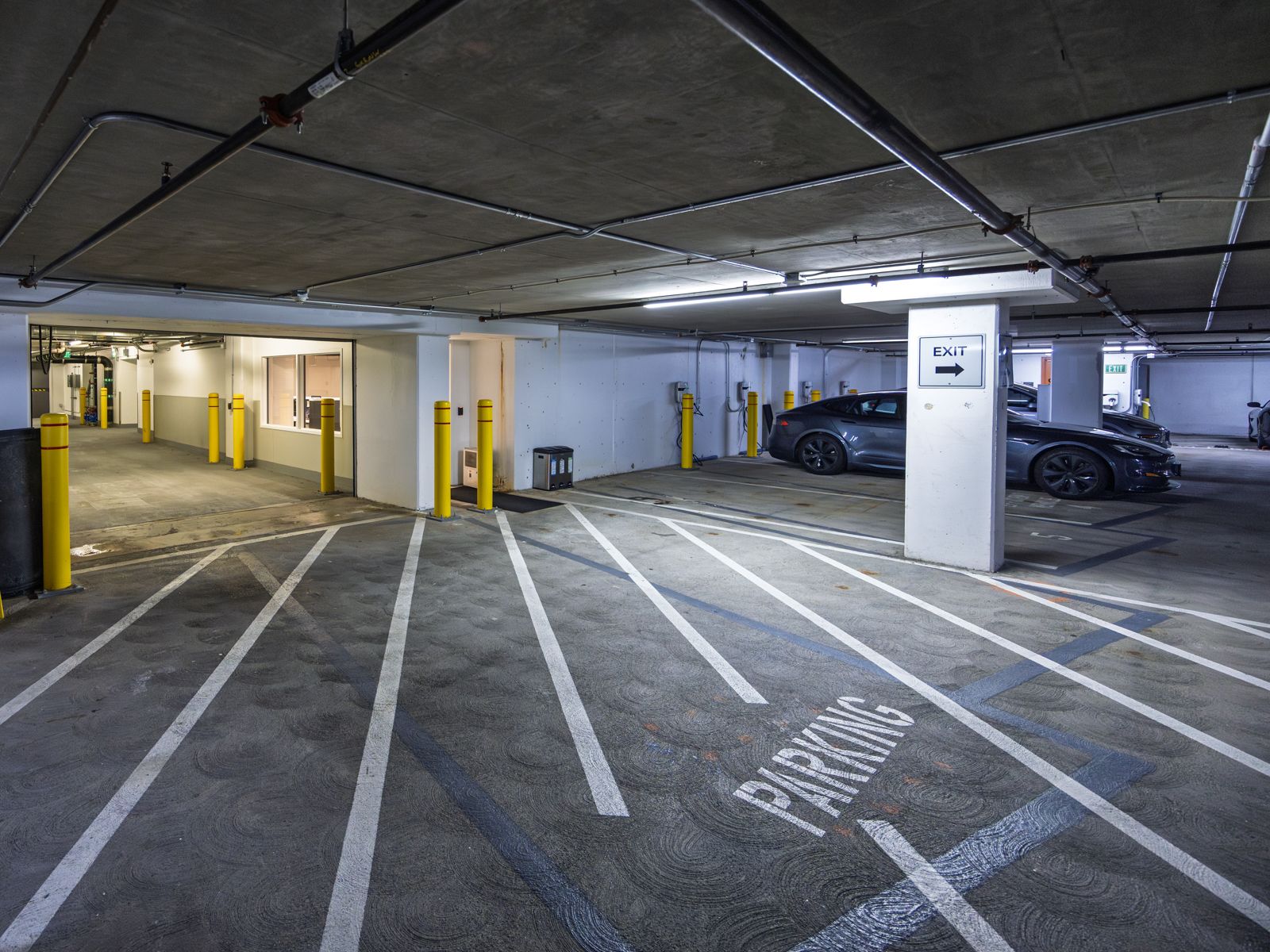 Attended parking and arrival level at 706 Mission
